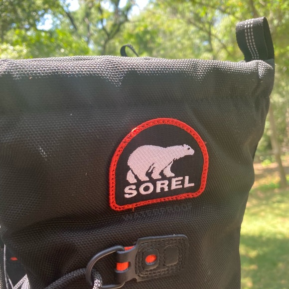 NEW Sorel Glacier XT Snow Boot - Picture 11 of 13